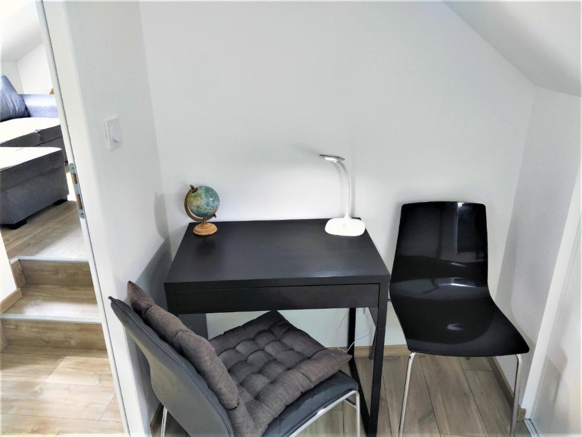 Appartement T3 "Yuca" Hyper Centre D'Ernee Exterior photo